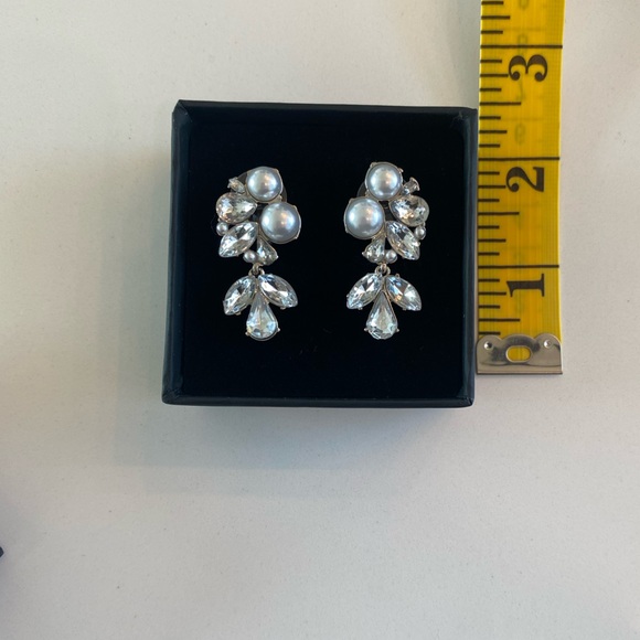 NWOT - Revolve Shashi Earrings - Picture 3 of 3